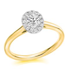 Oval Halo Diamond Engagement Ring in Yellow Gold