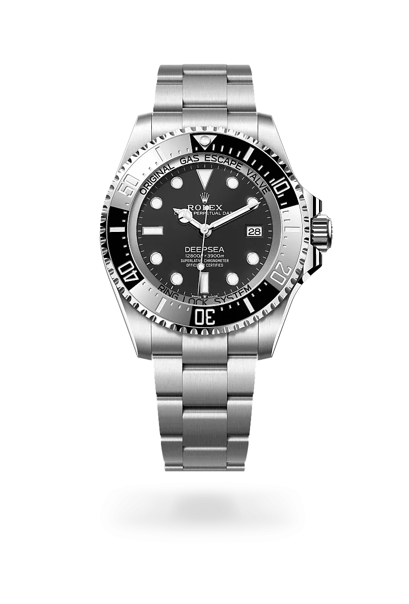 Rolex Rolex Deepsea in Oystersteel with a Intense black dial, Unidirectional rotatable 60-minute graduated, scratch-resistant Cerachrom insert in black ceramic, numerals and graduations coated in platinum bezel, Oyster, three-piece solid links bracelet.