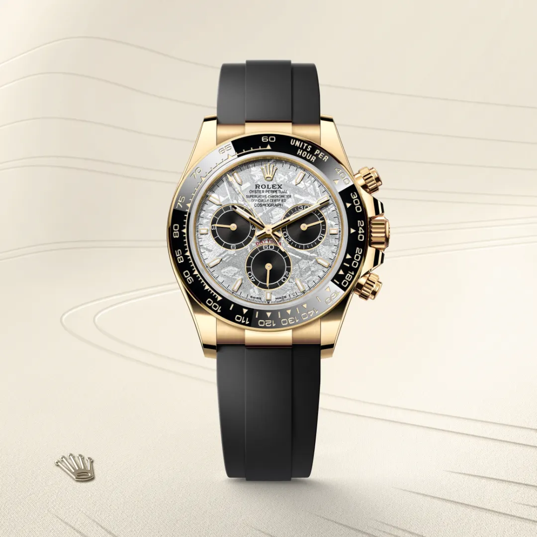 Rolex Cosmograph Daytona in 18 ct yellow gold with a Meteorite and black dial, Black monobloc Cerachrom bezel in ceramic with moulded tachymetric scale bezel, Oysterflex bracelet.